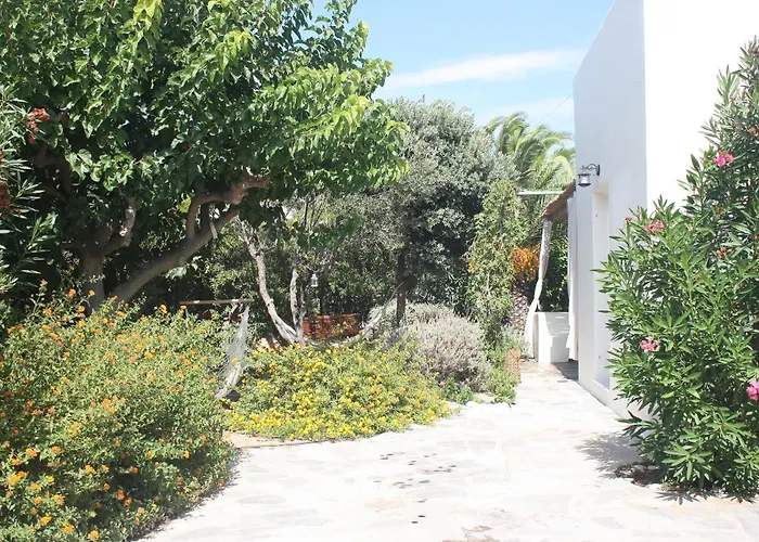 Orkeli Casa * Pláka